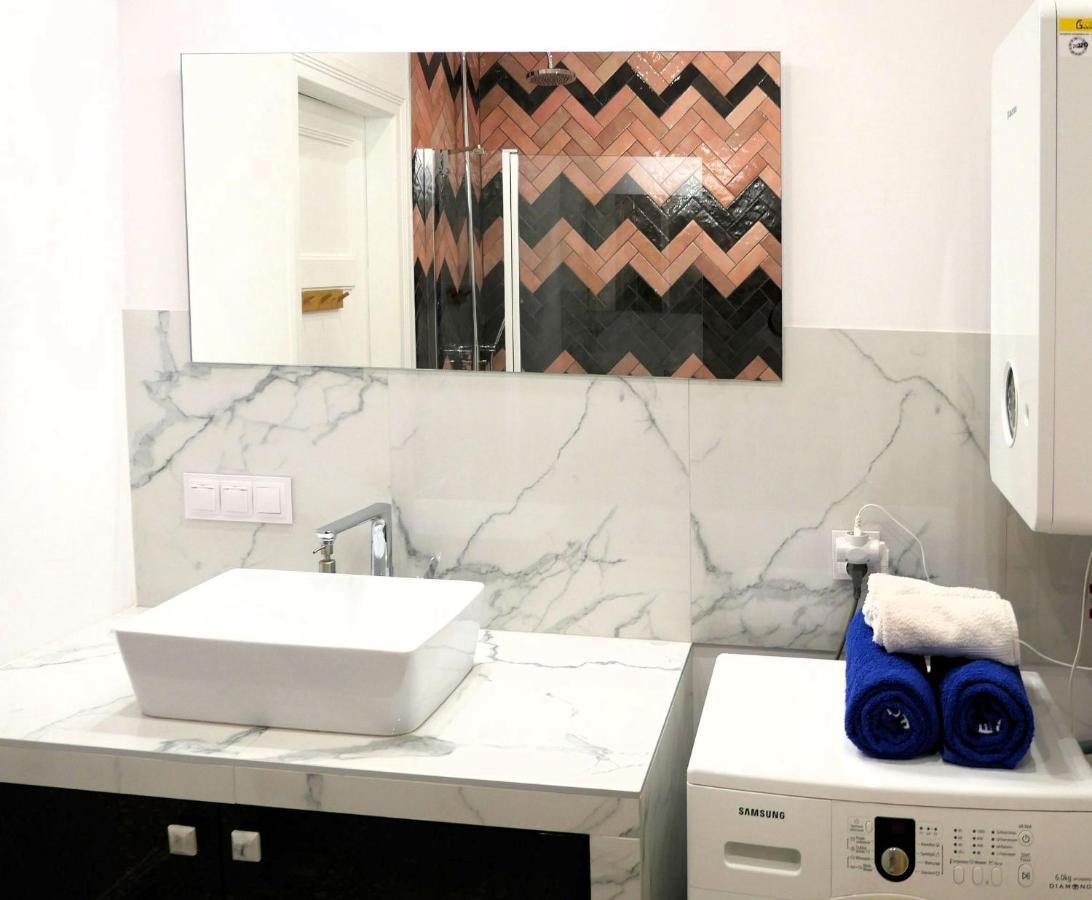 Tenement Apartment 90M2 City Center Krasków Εξωτερικό φωτογραφία